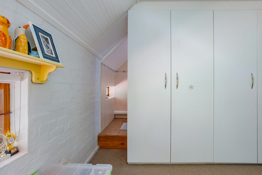 4 Bedroom Property for Sale in Bertville Western Cape